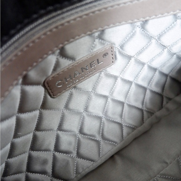 Authentic Preowned Chanel Black Lambskin Single Flap Bag Silver Hardware - Picture 10 of 14